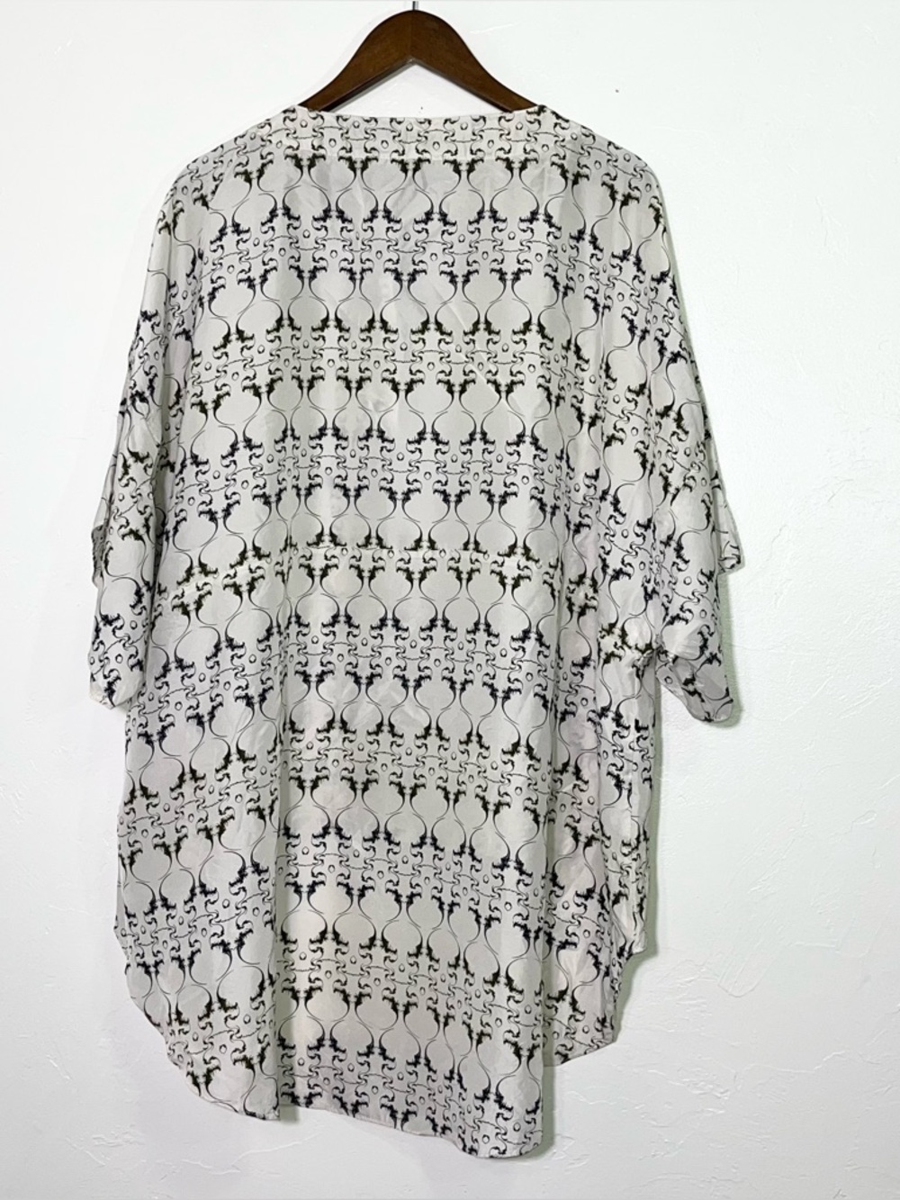Thomas Wylde Luxury Silk Tunic Blouse Skull Celtic Cross Size M - Picture 8 of 13